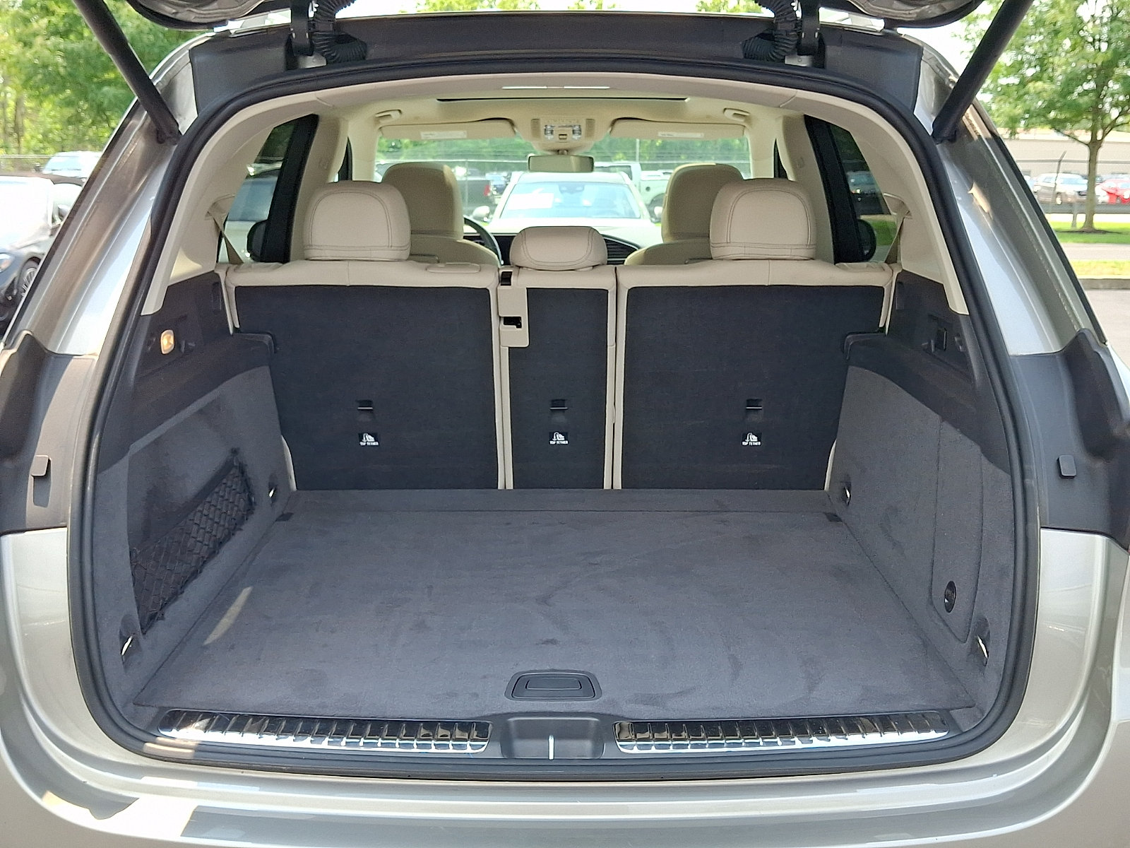 Used 2020 Mercedes-Benz GLE 350 4MATIC image 29