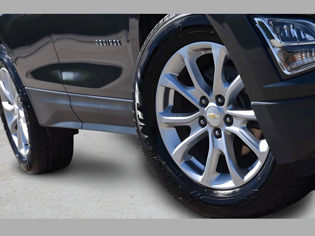 Used 2020 Chevrolet Equinox LT w/ Driver Convenience Package image 11