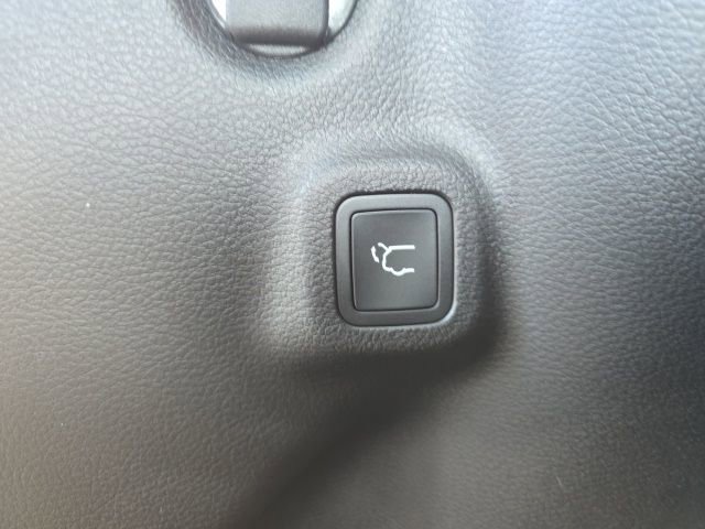 New 2026 Jeep Compass Limited image 27