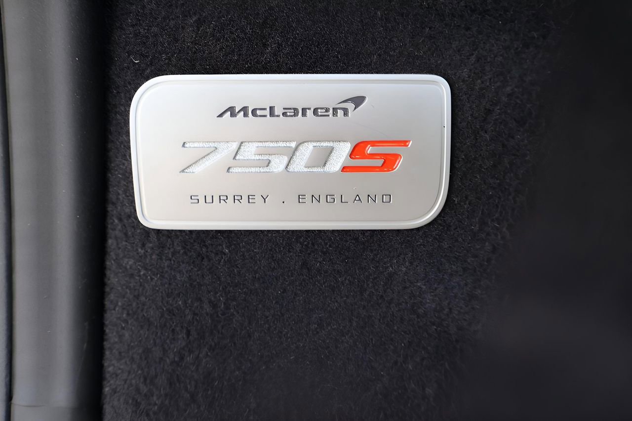 New 2026 McLaren 750S Spider RWD image 10