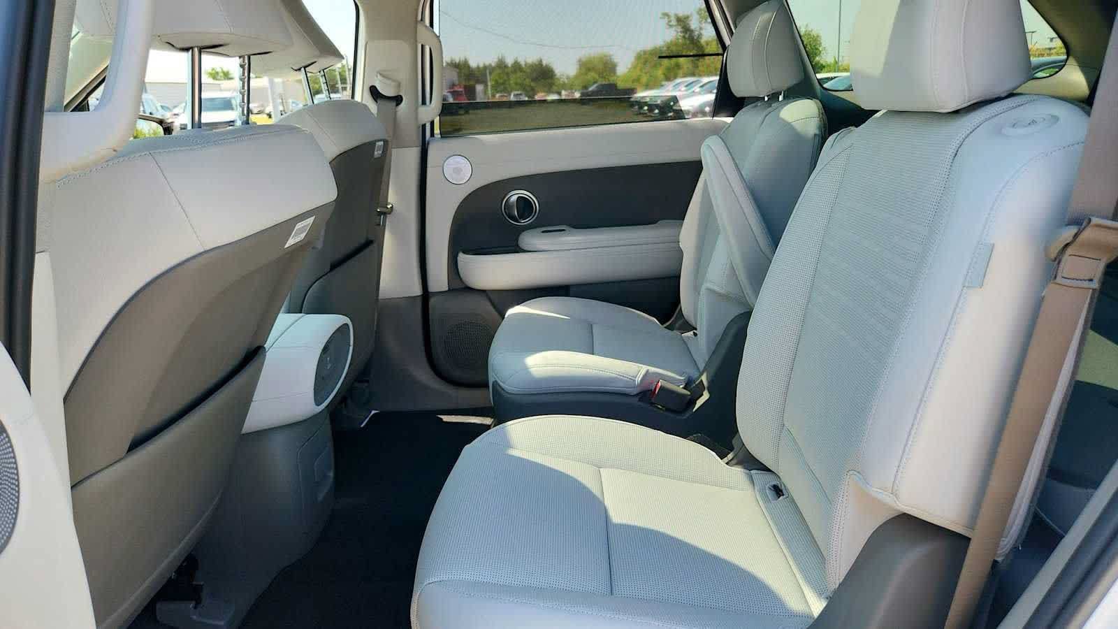 New 2026 Hyundai Palisade Limited FWD image 26