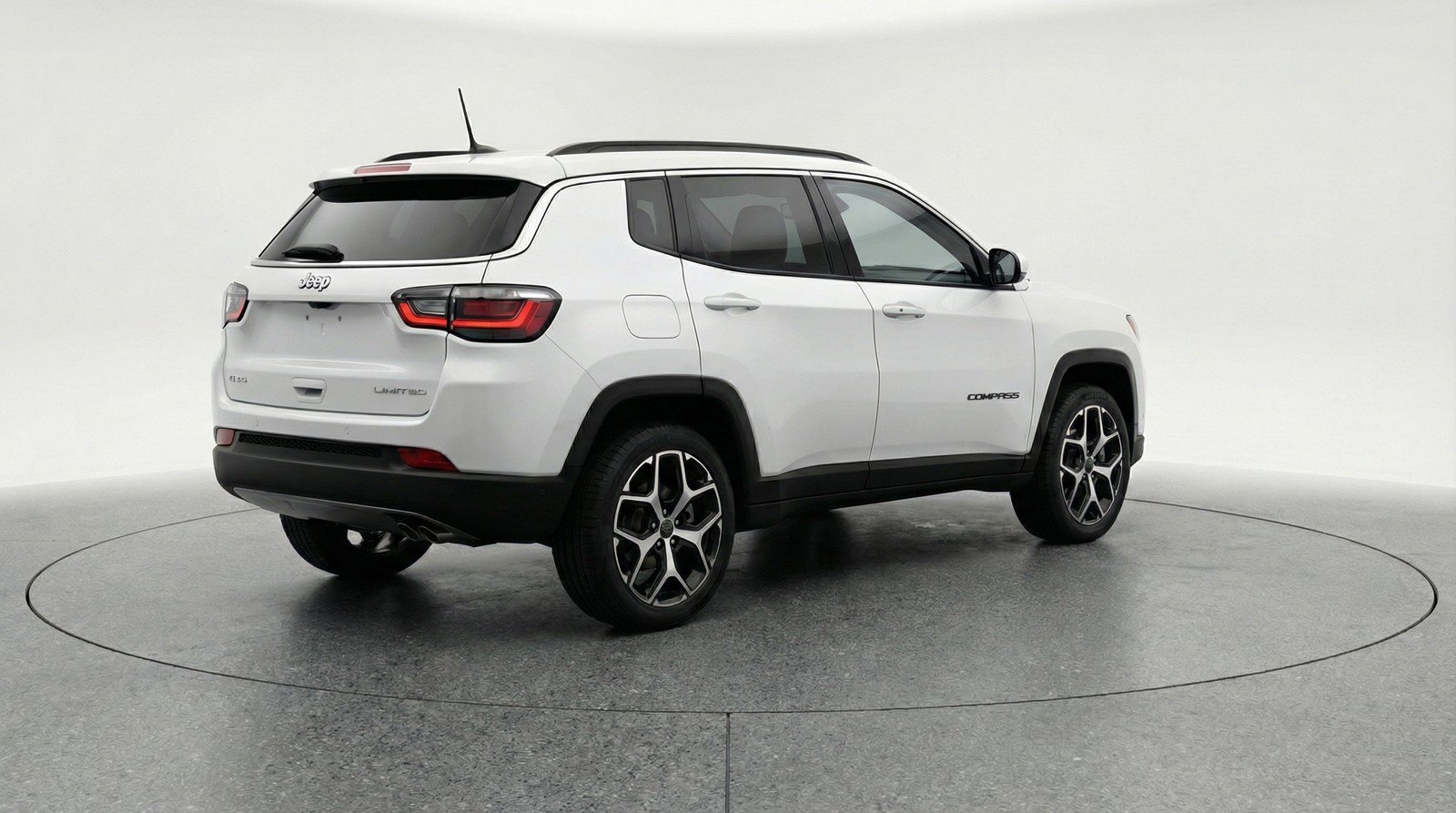 Used 2025 Jeep Compass Limited image 9