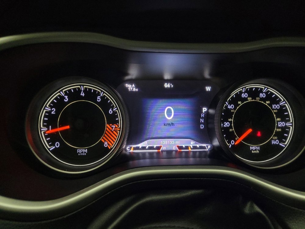 Used 2015 Jeep Cherokee Trailhawk w/ Cold Weather Group image 23