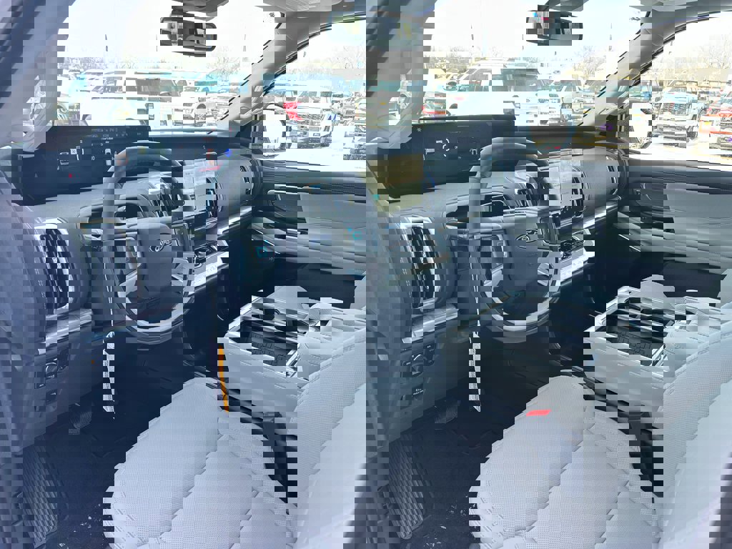 New 2025 Ford Expedition Max Platinum w/ Platinum Ultimate Package image 12