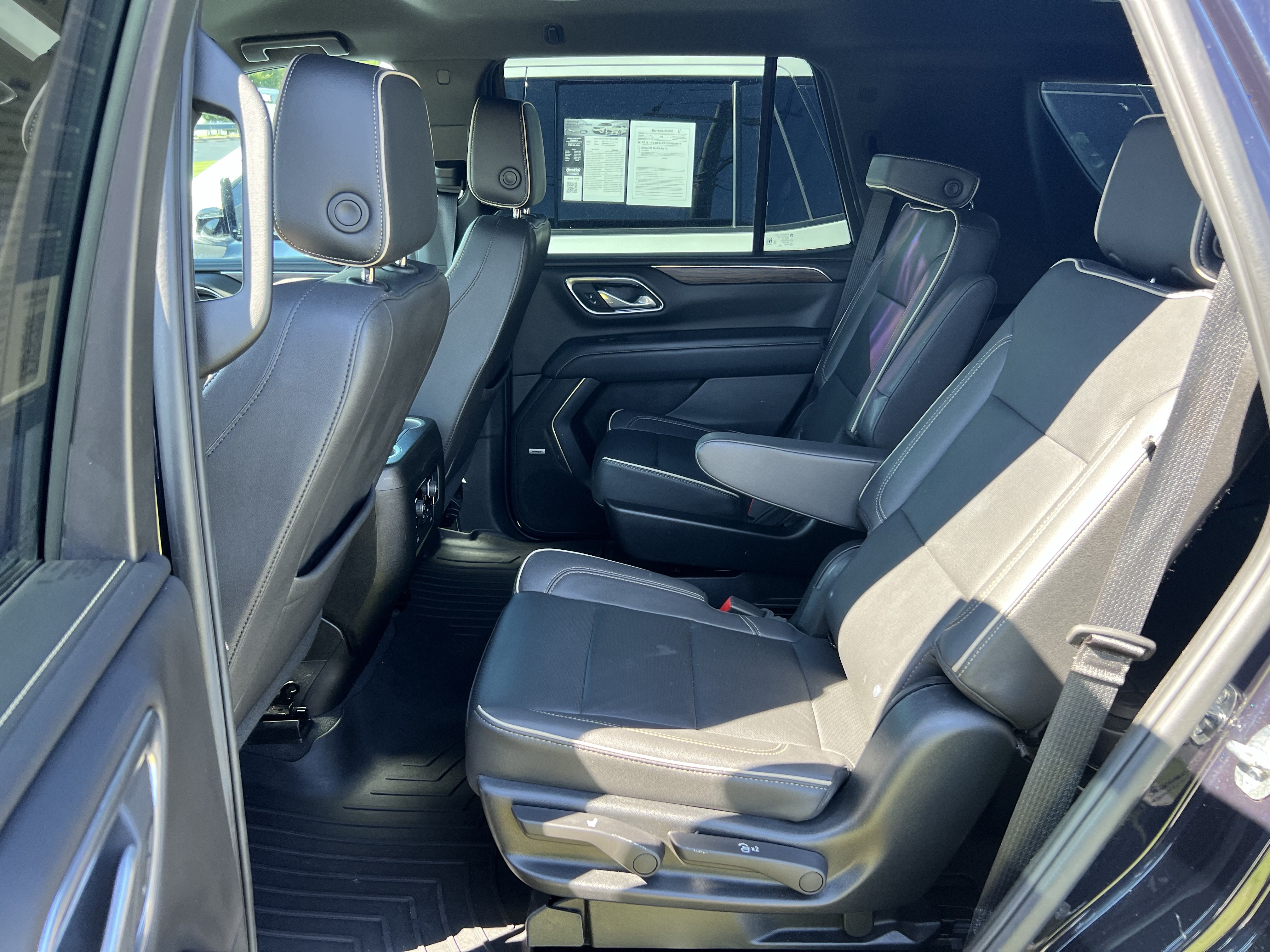 Used 2023 Chevrolet Tahoe Premier RWD image 32