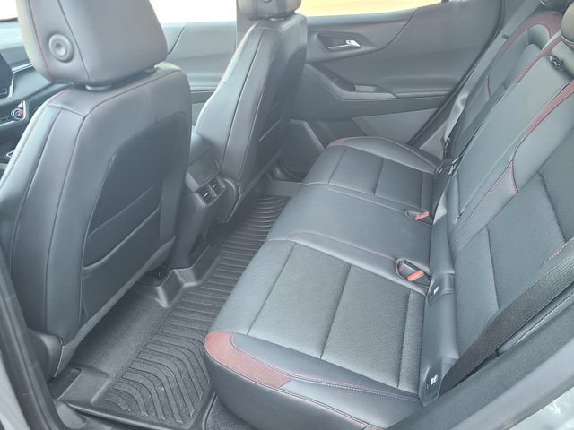 Used 2025 Chevrolet Equinox RS AWD/4WD image 18