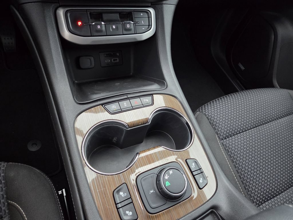 Certified 2023 GMC Acadia SLE w/ Driver Convenience Package FWD image 13