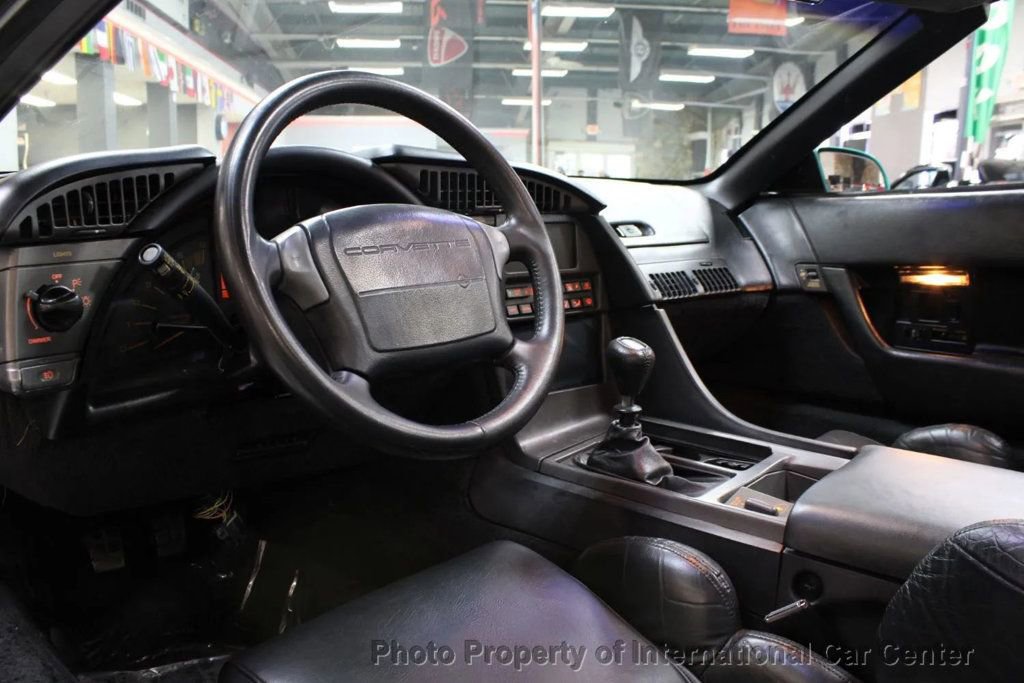 Used 1990 Chevrolet Corvette Convertible image 23