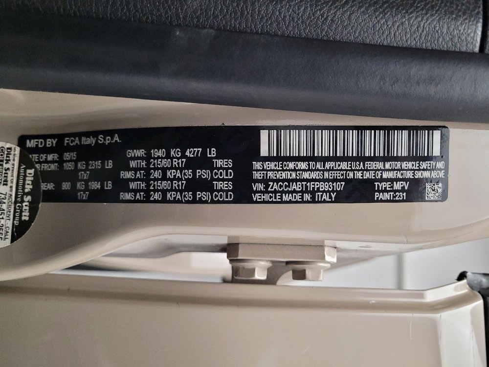 Used 2015 Jeep Renegade Latitude image 33