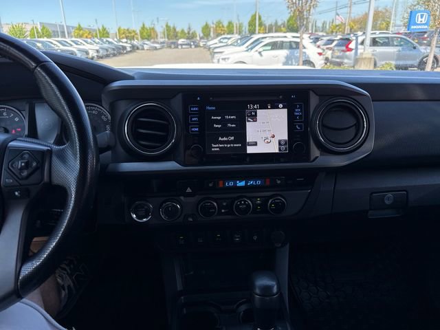 Used 2016 Toyota Tacoma TRD Sport w/ Premium & Technology Package AWD/4WD image 21