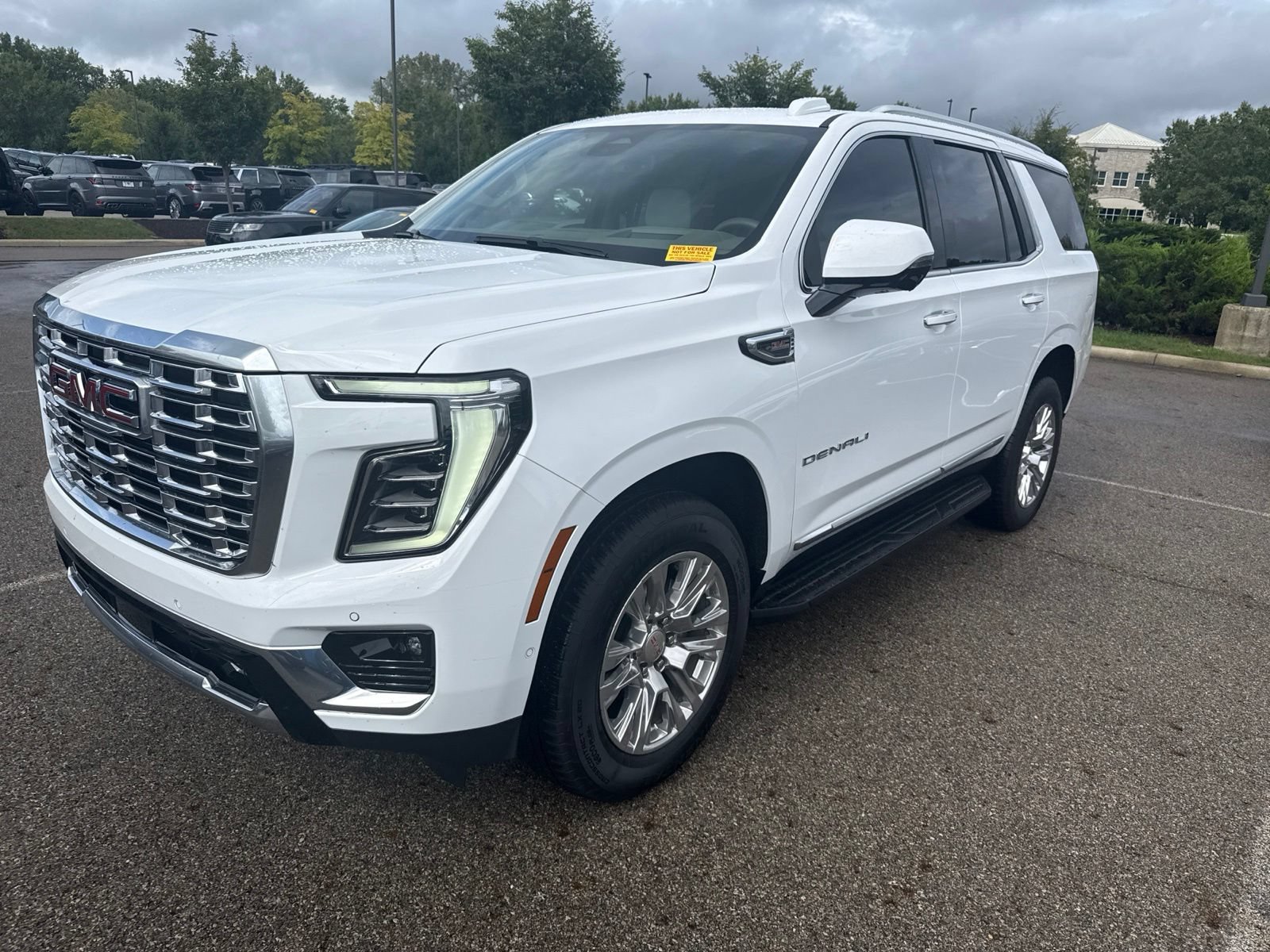 Used 2026 GMC Yukon Denali AWD/4WD image 1