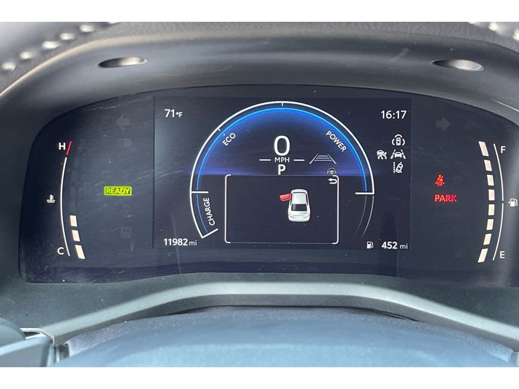 Used 2025 Toyota Camry SE w/ Convenience Package FWD image 38