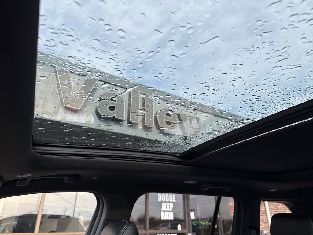 New 2025 Jeep Grand Cherokee Limited image 61