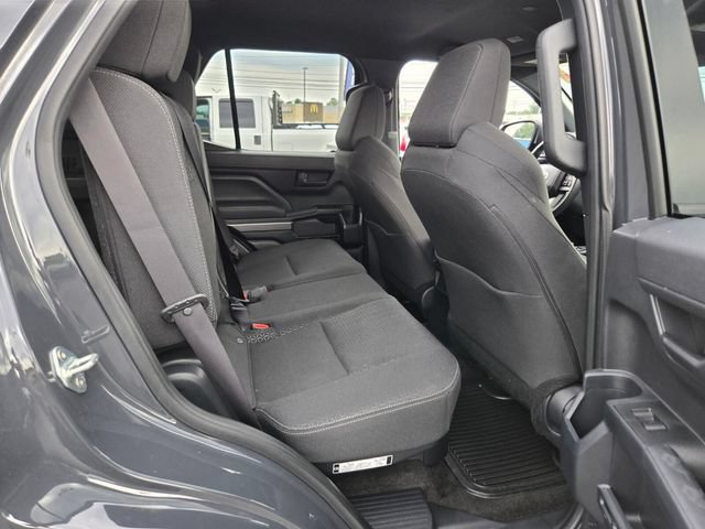 Used 2025 Toyota 4Runner SR5 AWD/4WD image 16