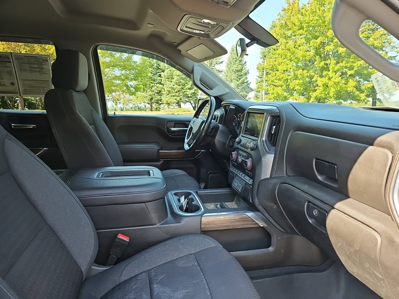 Used 2022 Chevrolet Silverado 1500 RST AWD/4WD image 10