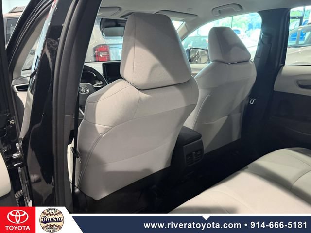 Used 2023 Toyota Corolla Cross LE w/ Black Badges Package (TMS) AWD/4WD image 12