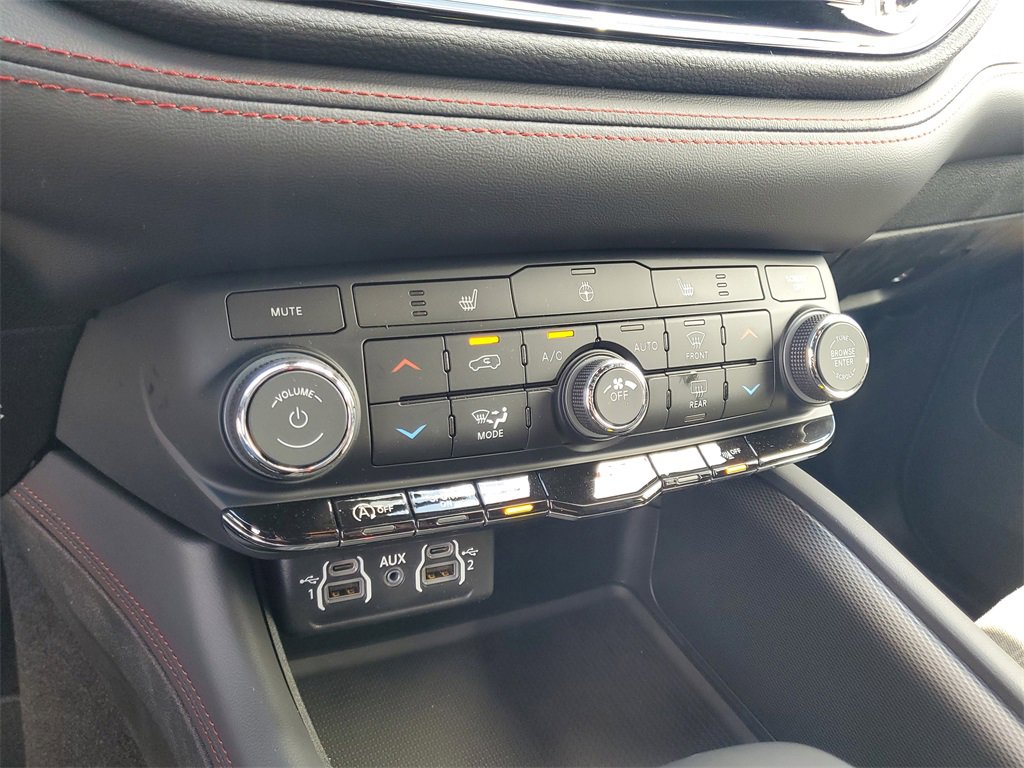 New 2025 Dodge Durango GT w/ Blacktop Package image 18