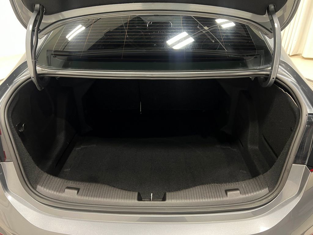 Used 2018 Chevrolet Cruze LT FWD image 27