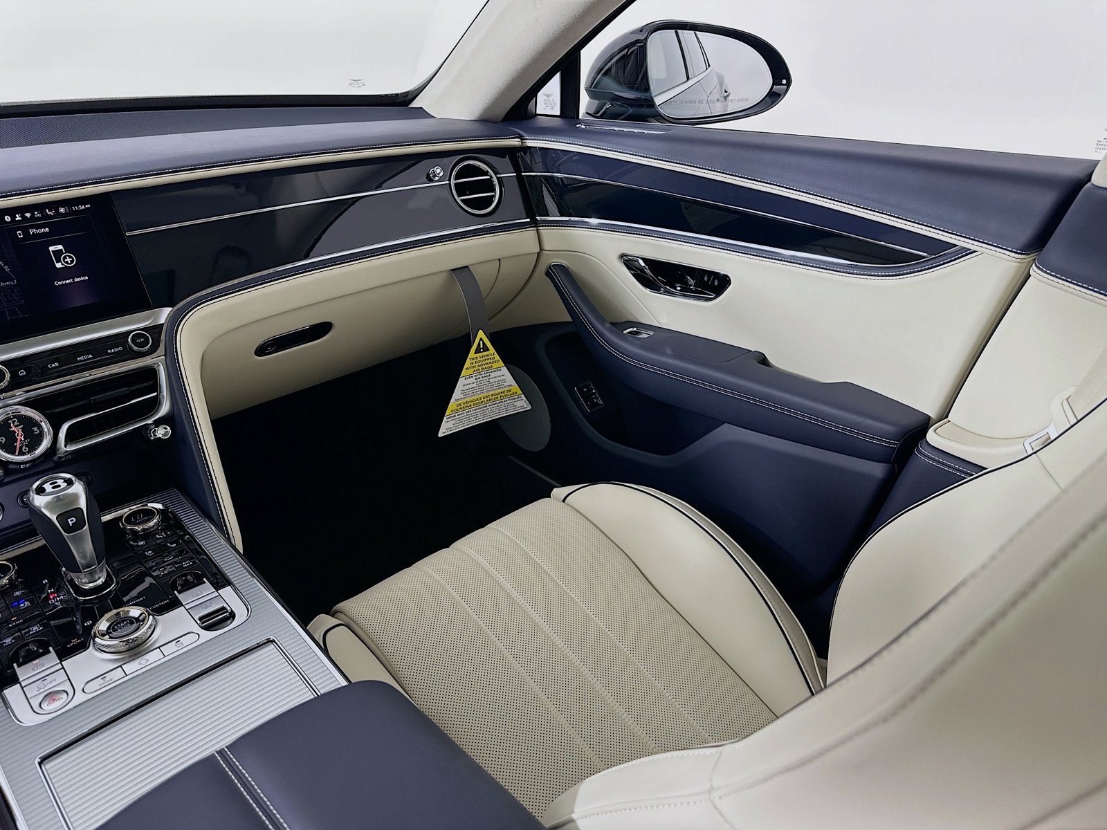 New 2026 Bentley Flying Spur V8 AWD/4WD image 25