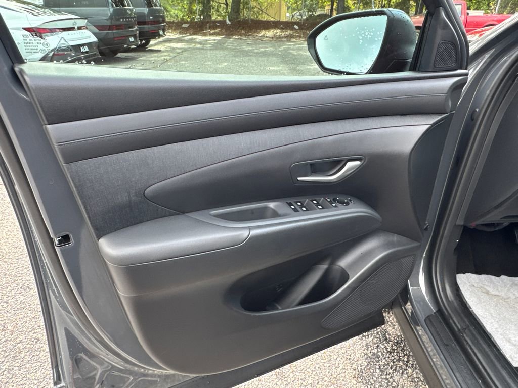 New 2025 Hyundai Tucson SEL image 10