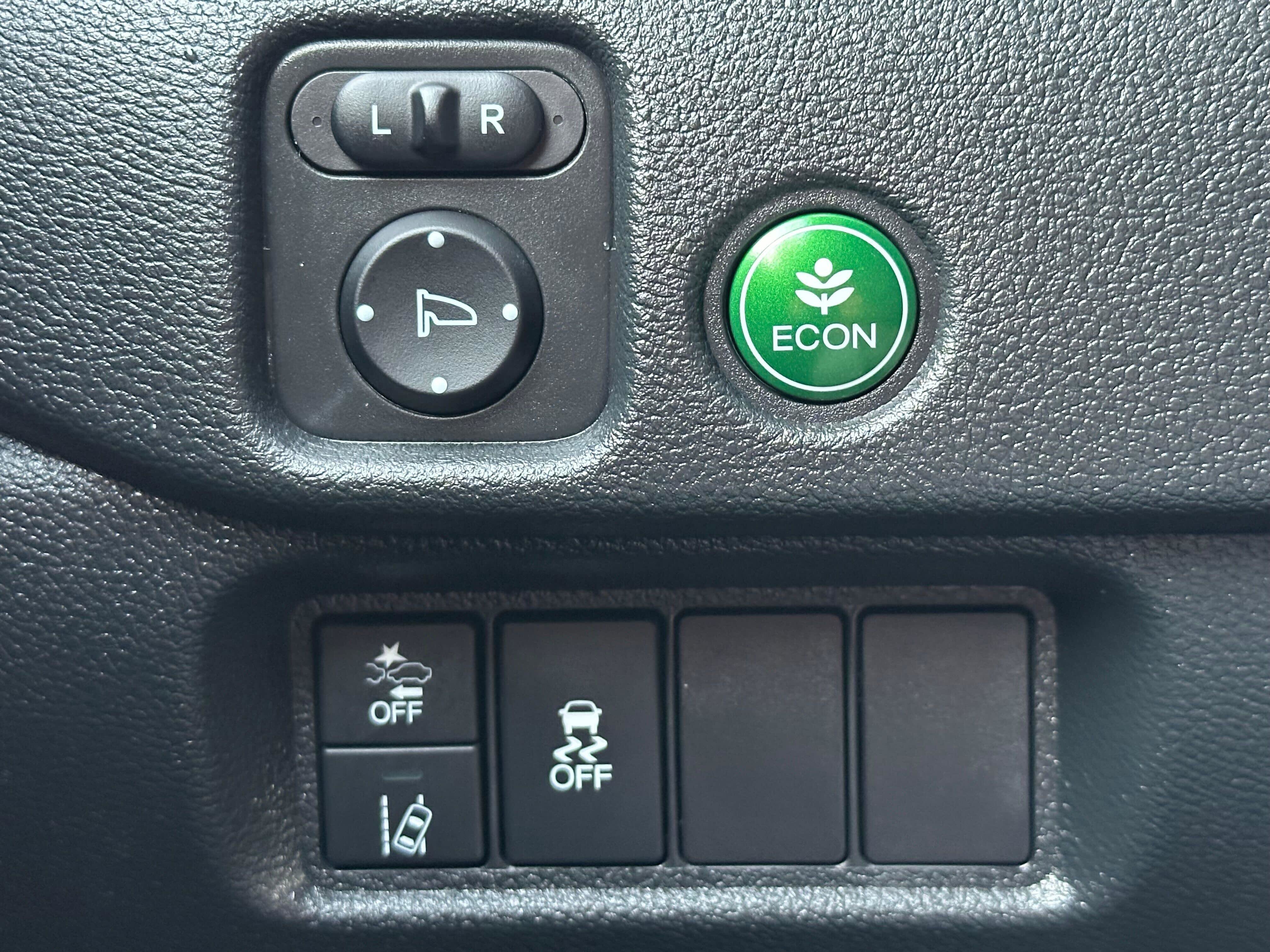 Used 2022 Honda Pilot Sport image 25