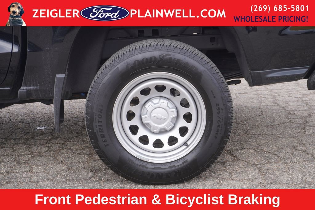 Used 2024 Chevrolet Colorado W/T image 9