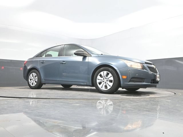 Used 2012 Chevrolet Cruze LS FWD image 40