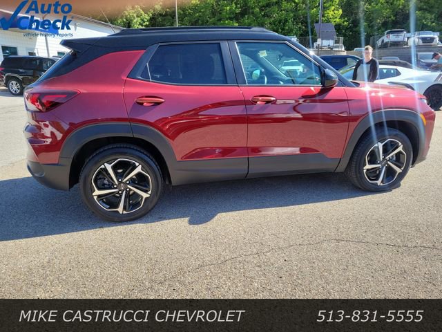 Used 2023 Chevrolet TrailBlazer RS w/ Technology Package AWD/4WD image 6