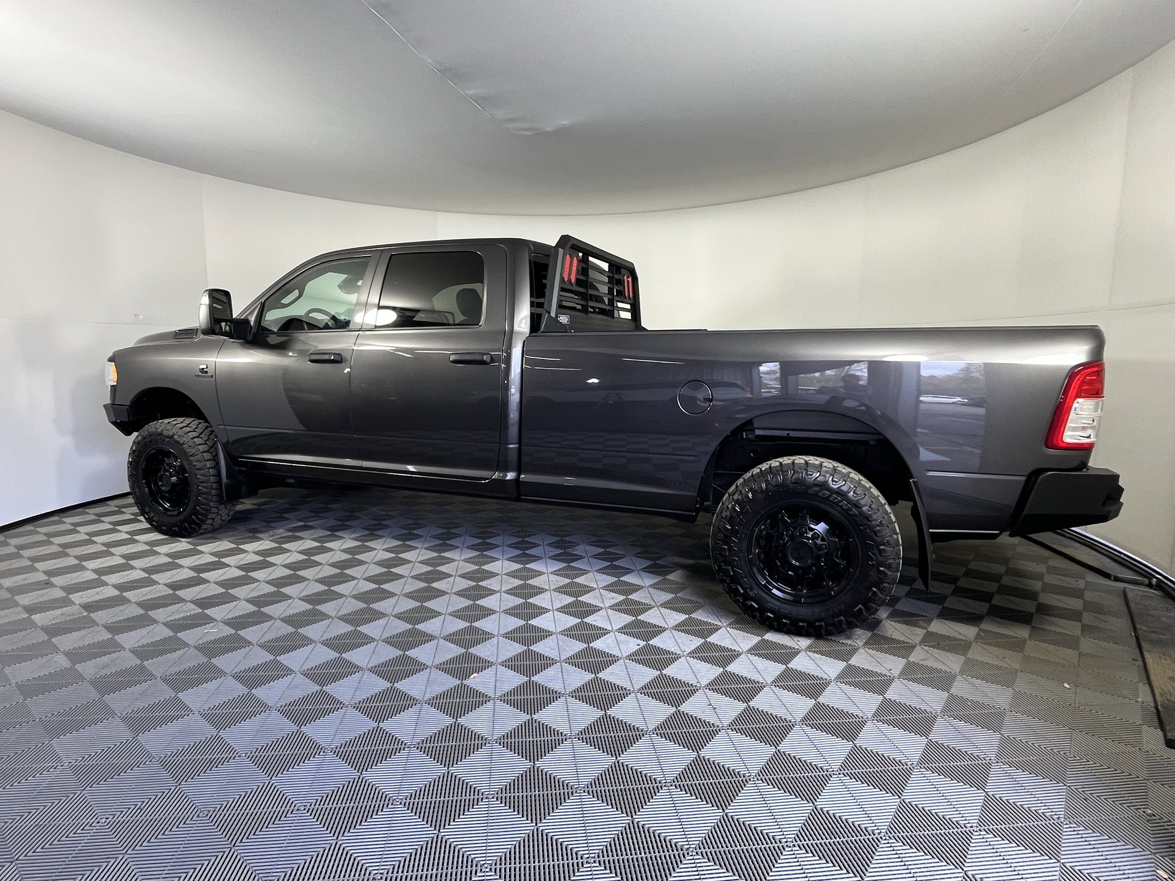 Used 2024 RAM 3500 Tradesman w/ Chrome Appearance Group image 2