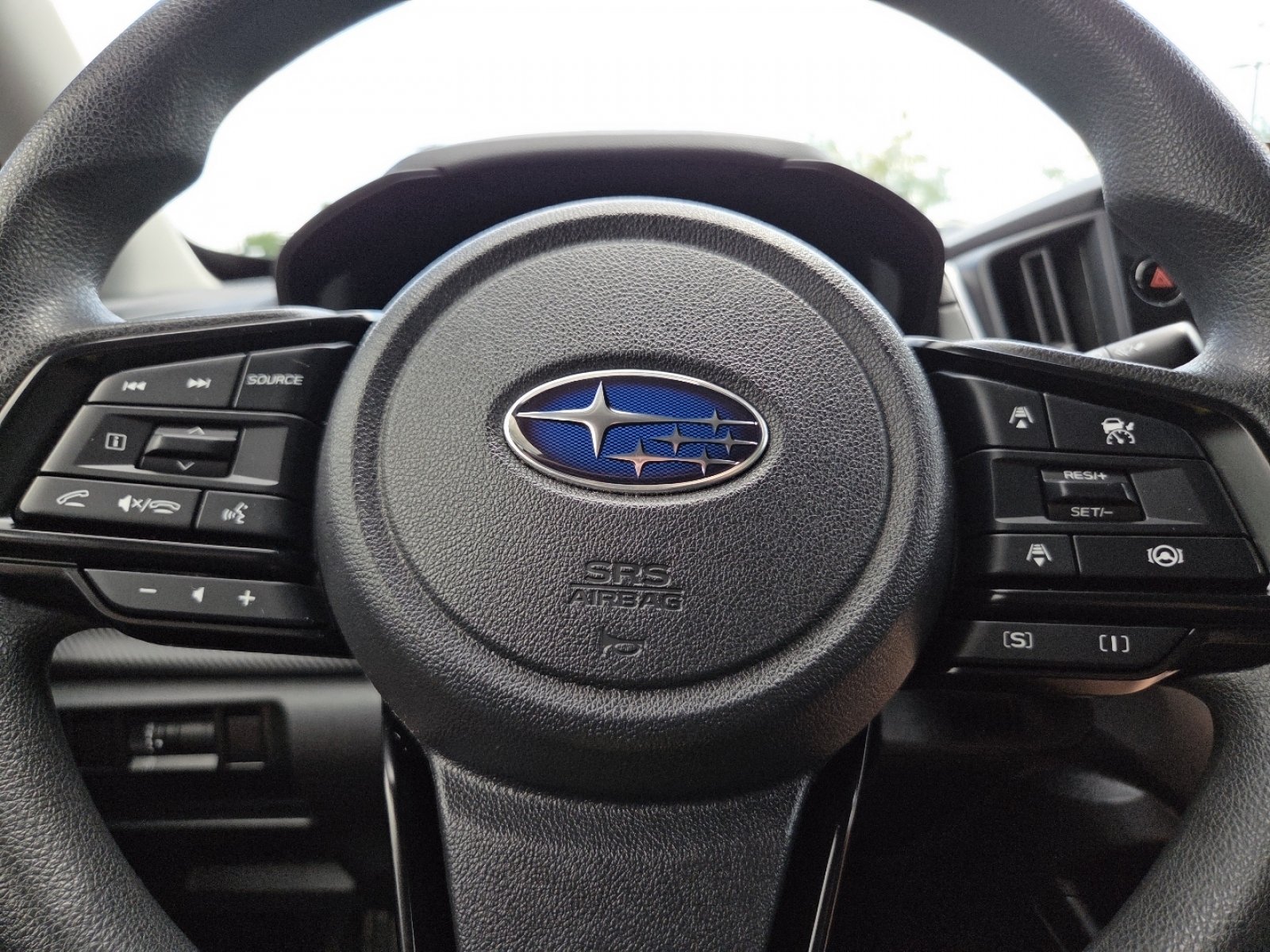 Used 2024 Subaru Crosstrek 2.0i Premium w/ Crosstrek Mirror Package AWD/4WD image 31