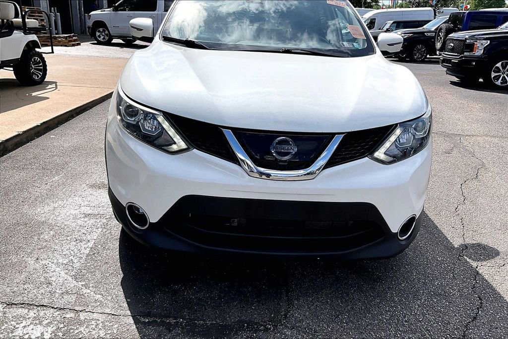 Used 2017 Nissan Rogue Sport SL w/ SL Premium Package image 5