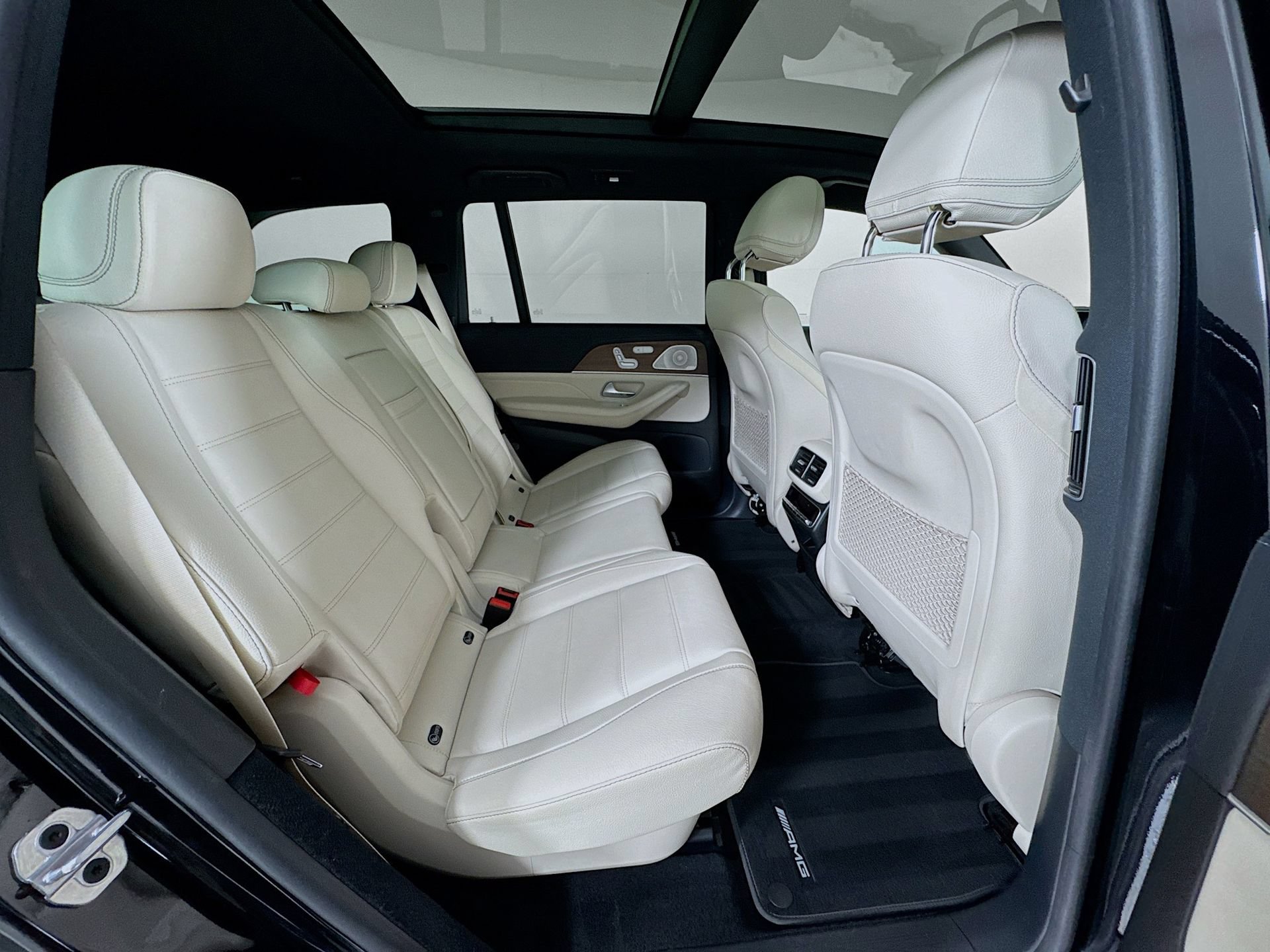 Certified 2023 Mercedes-Benz GLS 580 4MATIC image 31