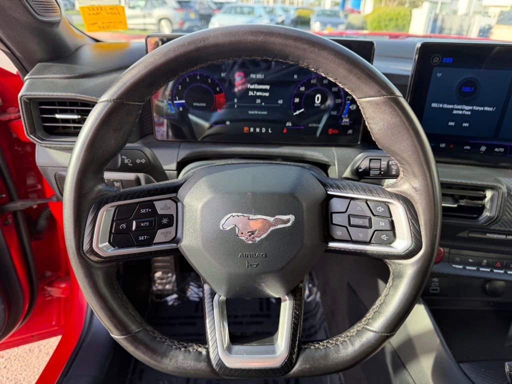Used 2024 Ford Mustang Convertible image 18