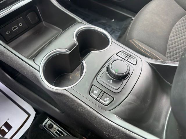 Used 2018 GMC Terrain SLE w/ Driver Convenience Package FWD image 29