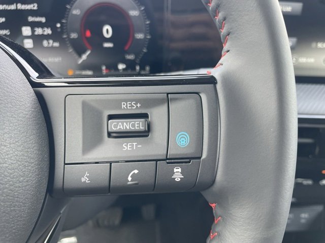 New 2025 Nissan Kicks SR image 10