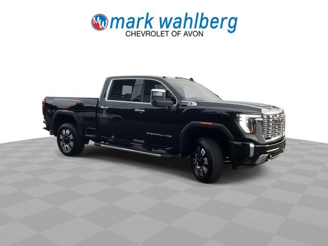Used 2025 GMC Sierra 2500 Denali w/ Max Trailering Package AWD/4WD image 2