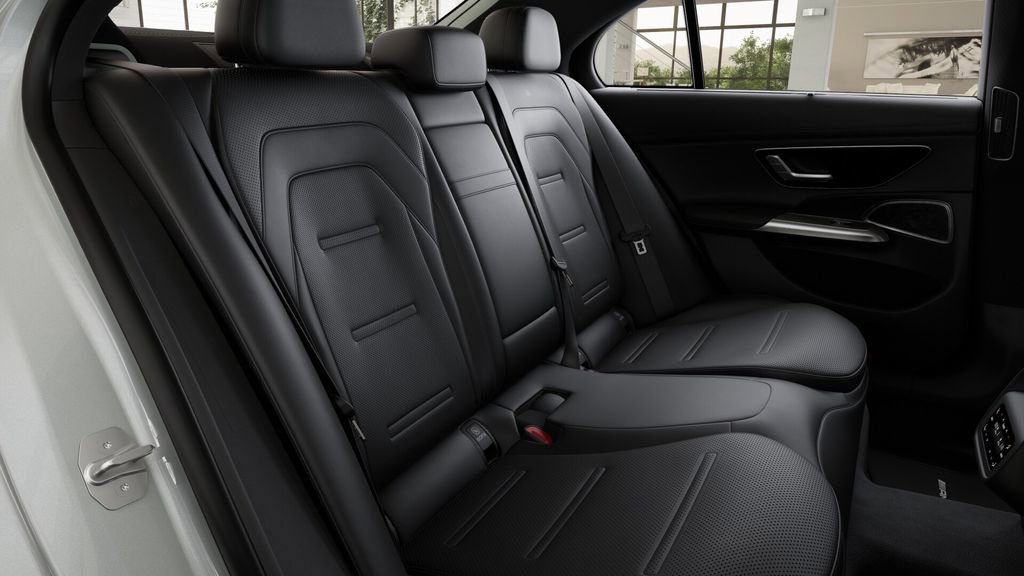 New 2026 Mercedes-Benz E 53 AMG e 4MATIC Sedan image 40