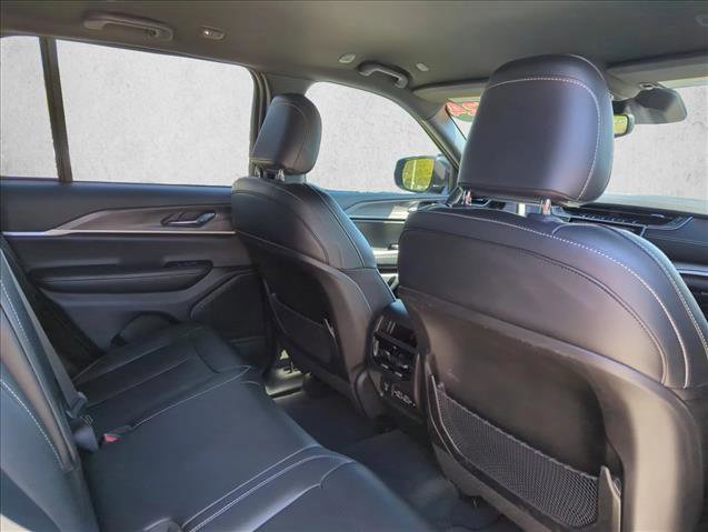 Used 2024 Jeep Grand Cherokee Limited w/ Trailer Tow Package image 23