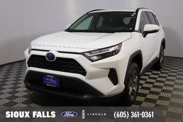 Used 2024 Toyota RAV4 XLE w/ Convenience Package