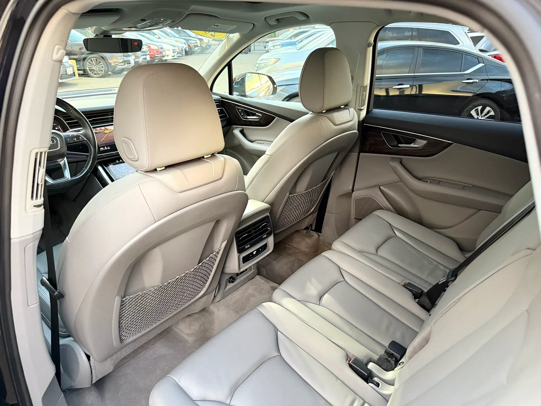 Used 2021 Audi Q7 2.0T Premium Plus w/ Premium Plus Package AWD/4WD image 16
