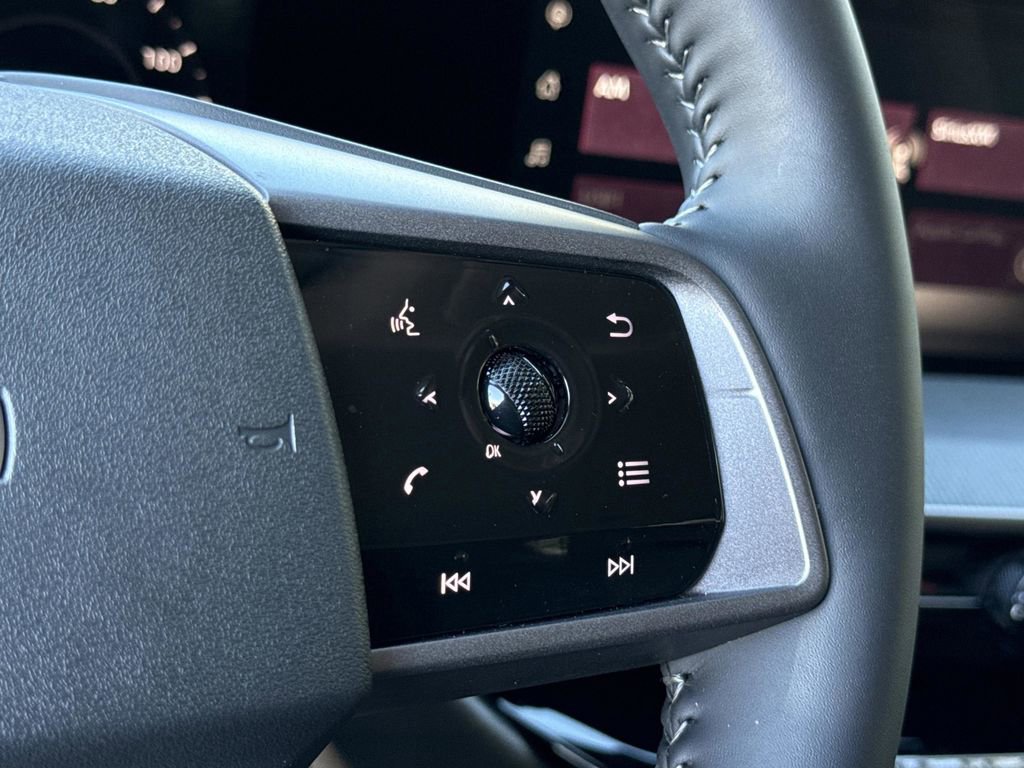 Certified 2025 Nissan Murano SV image 41