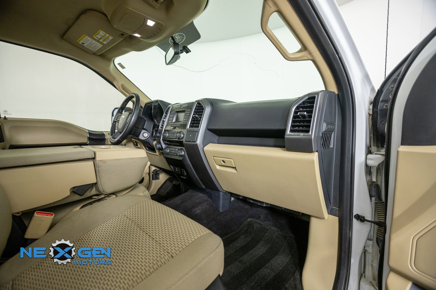 Used 2016 Ford F150 XLT w/ Equipment Group 301A Mid AWD/4WD image 37