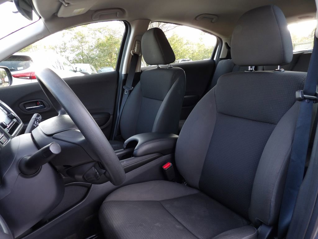Used 2021 Honda HR-V LX image 10
