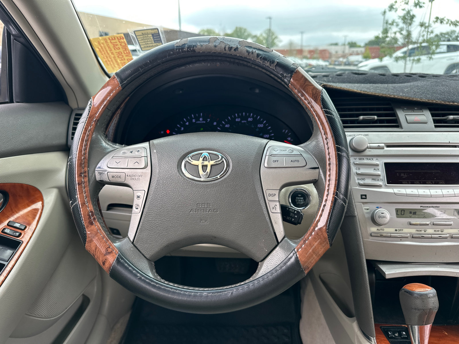 Used 2011 Toyota Camry XLE w/ XLE Extra-Value Pkg #2 FWD image 19
