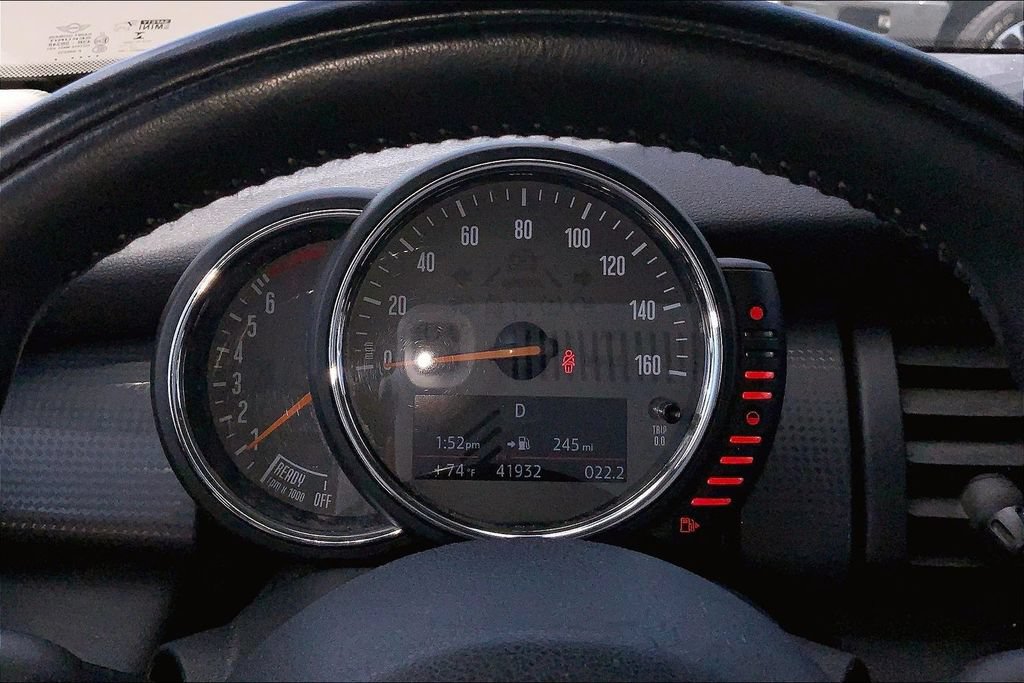 Used 2016 MINI Cooper 4-Door Hardtop FWD image 10