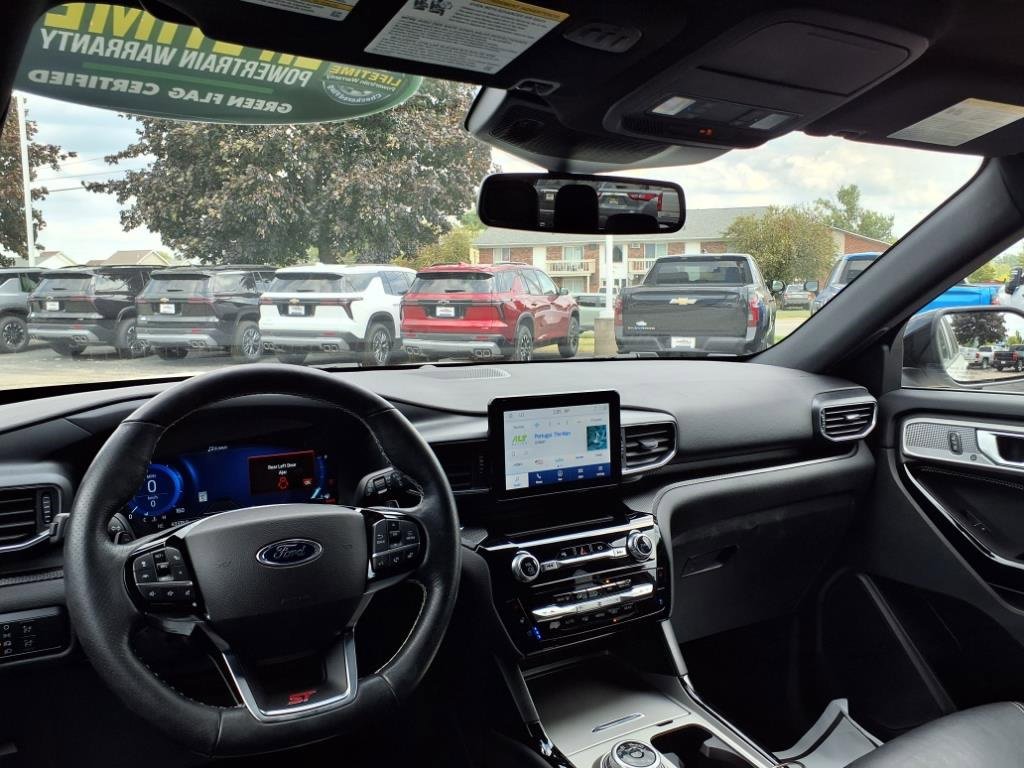Used 2022 Ford Explorer ST image 11