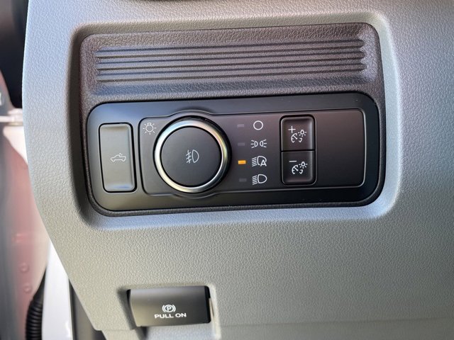 New 2026 Ford F250 XL w/ XL Chrome Package image 15