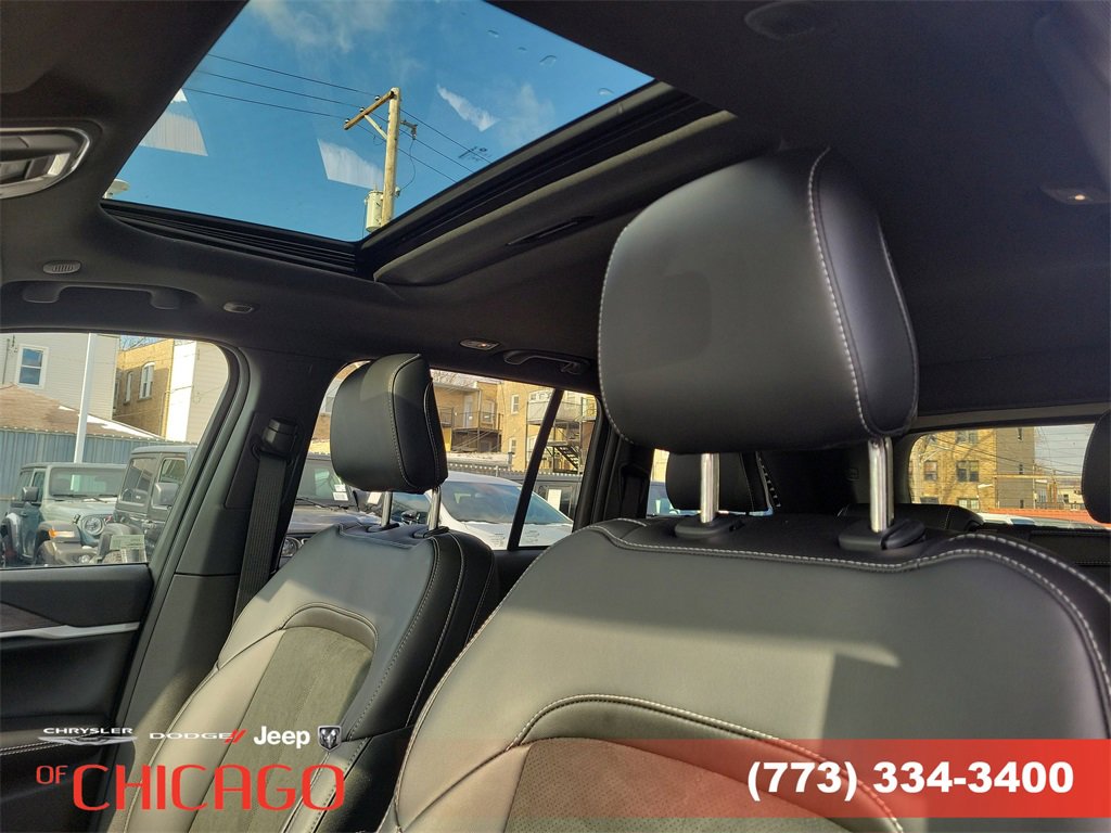 New 2026 Jeep Grand Cherokee Altitude image 19