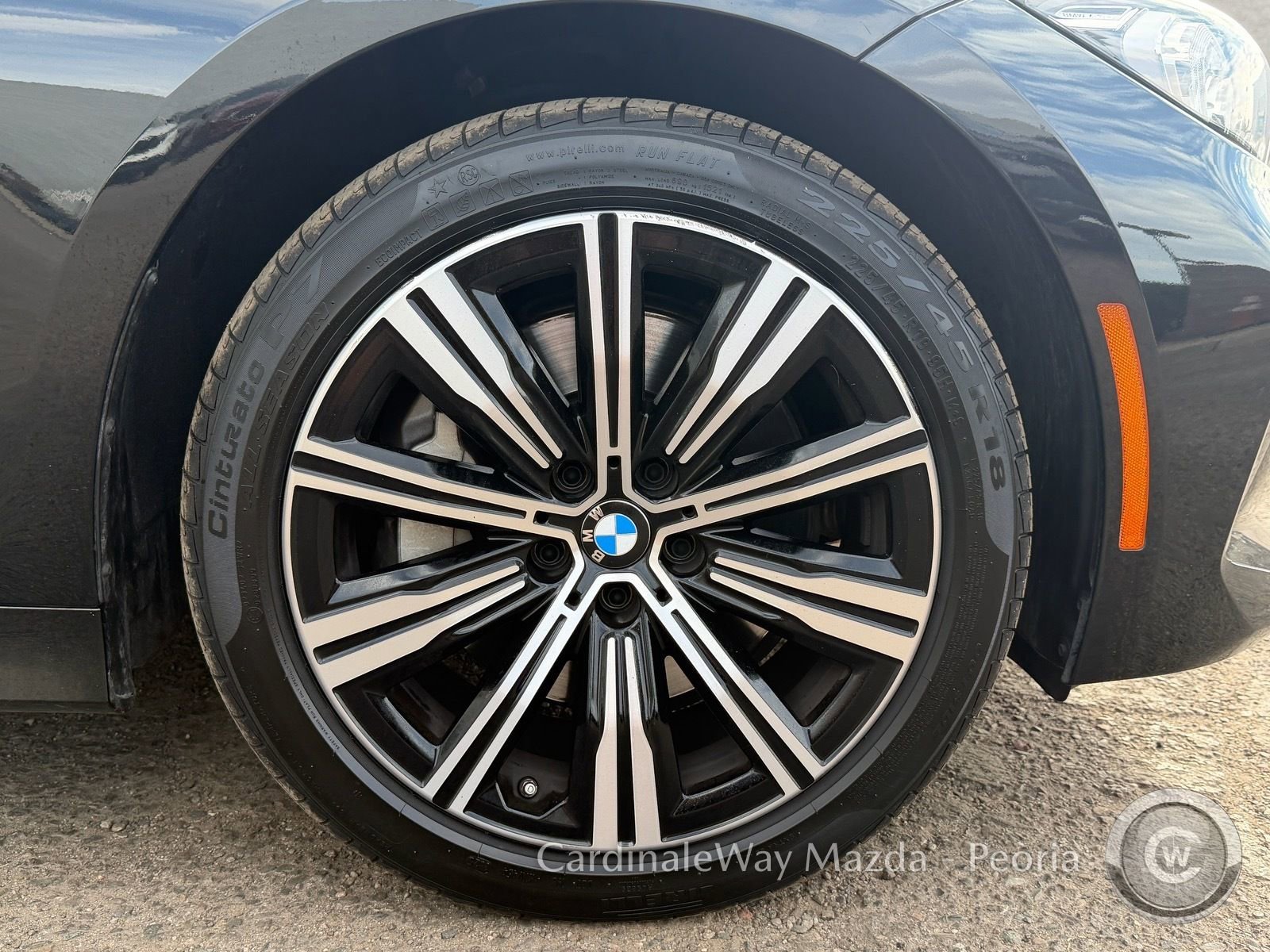 Used 2025 BMW 330i xDrive Sedan AWD/4WD image 12