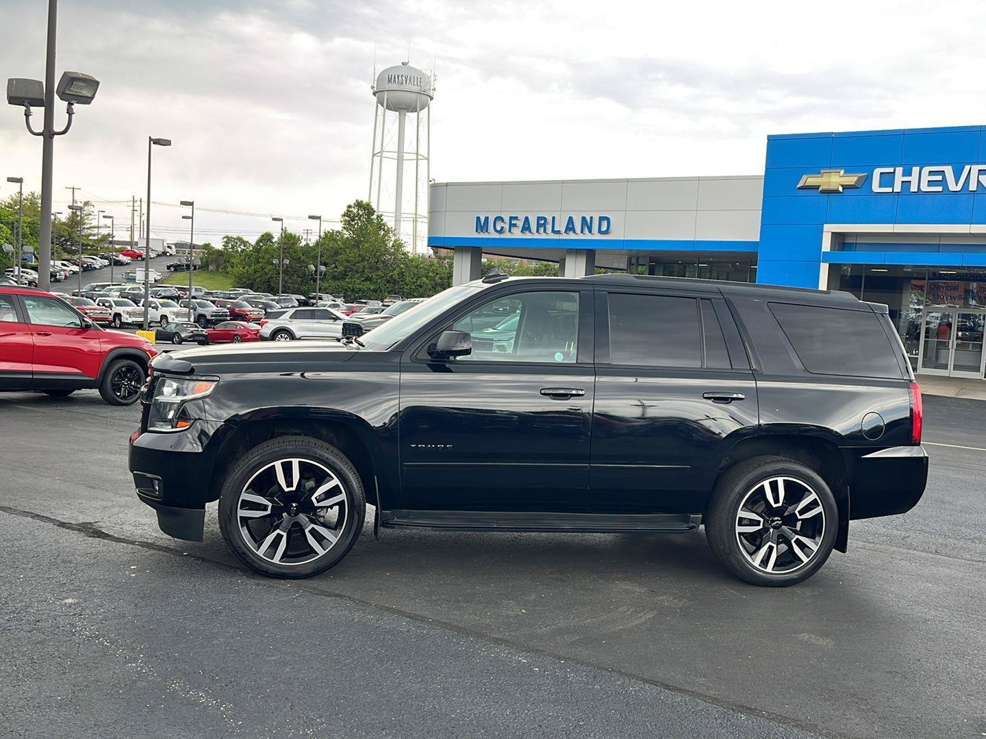 Used 2019 Chevrolet Tahoe Premier AWD/4WD image 2